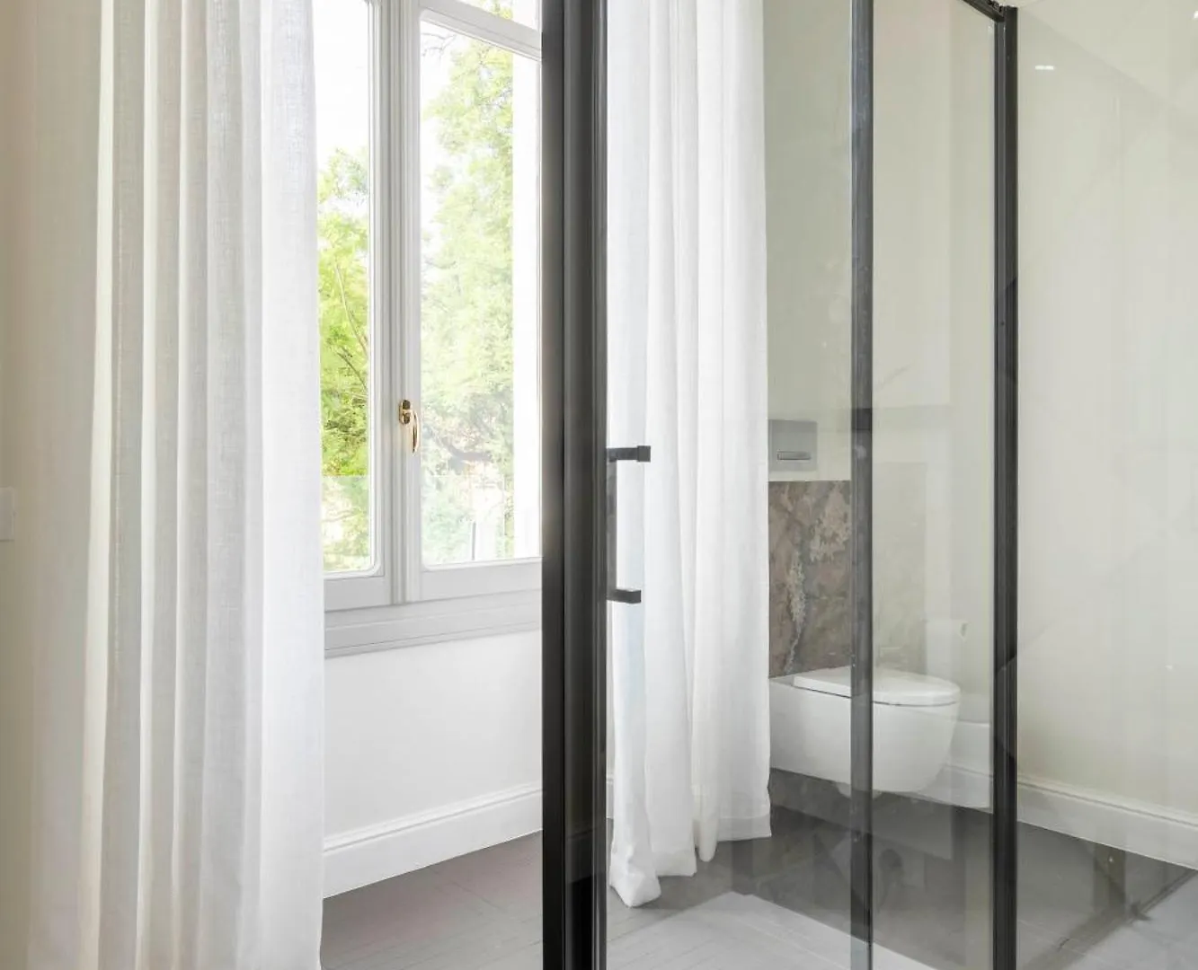 10 Manzoni Aparthotel クレモナ