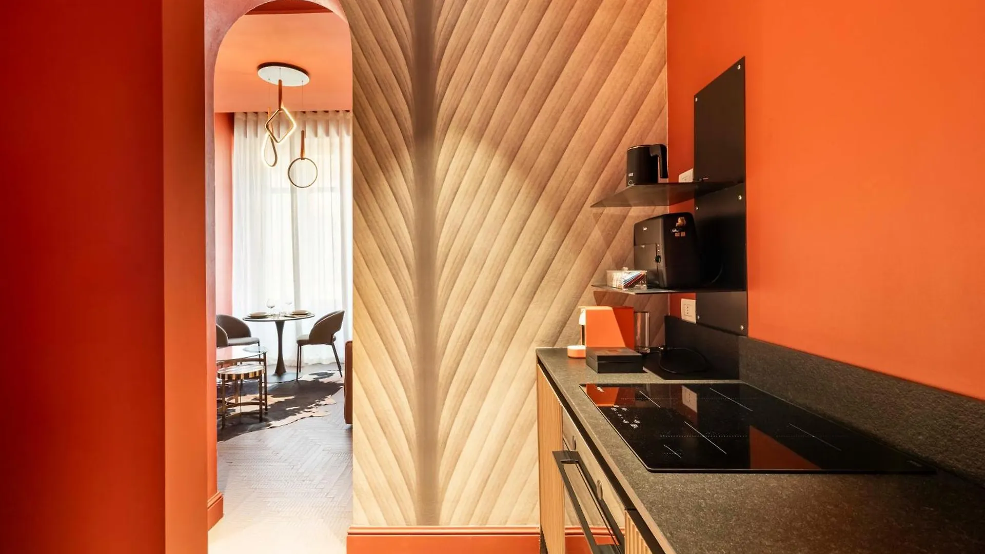 10 Manzoni Aparthotel Crémone