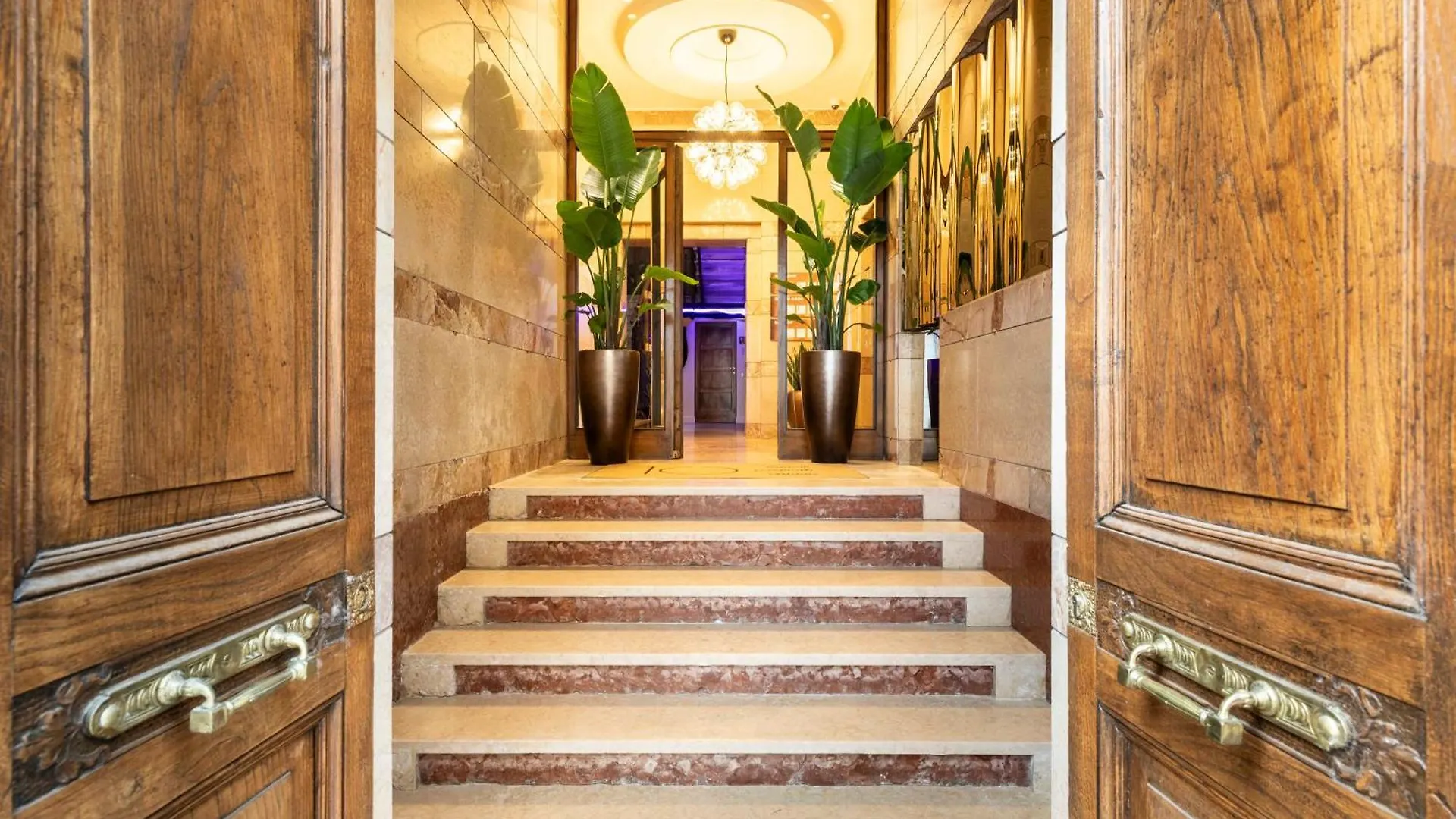 10 Manzoni Aparthotel クレモナ イタリア