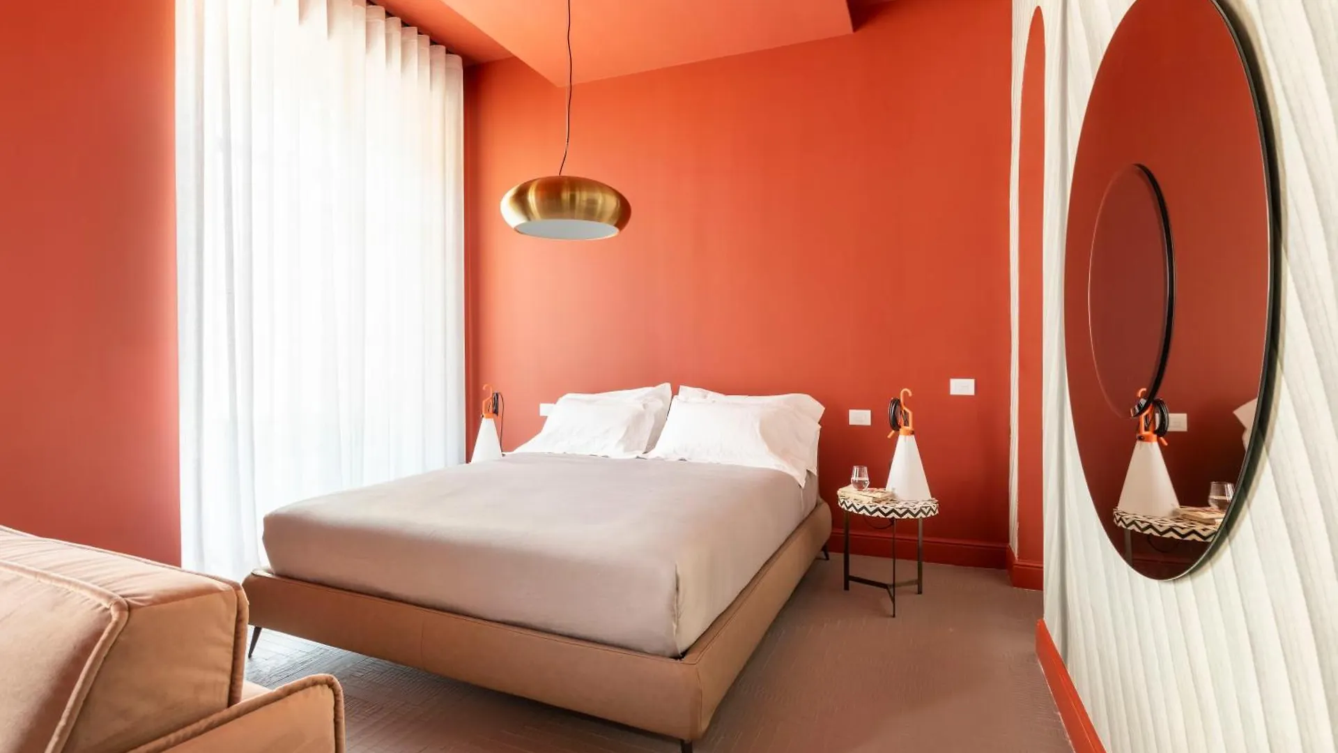 10 Manzoni Aparthotel Cremona 0*,  Italien