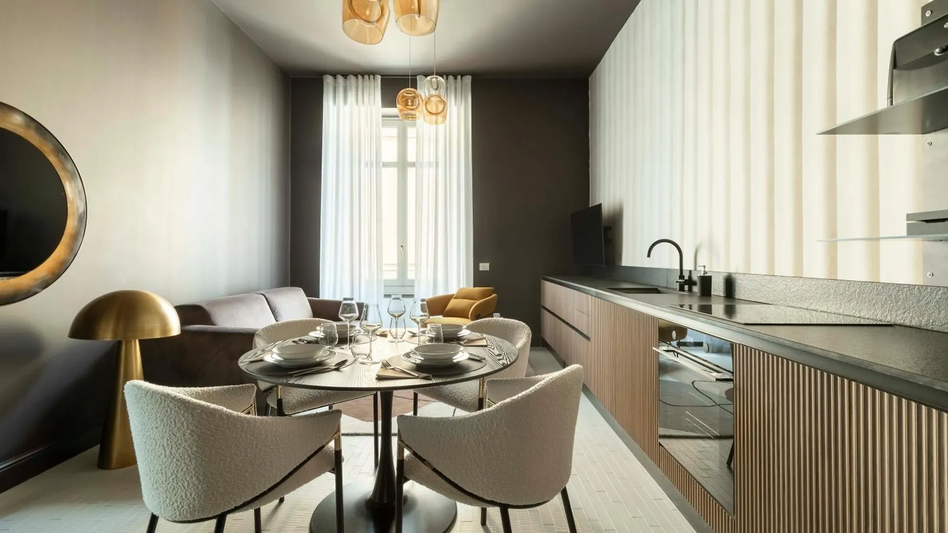 10 Manzoni Aparthotel Cremona