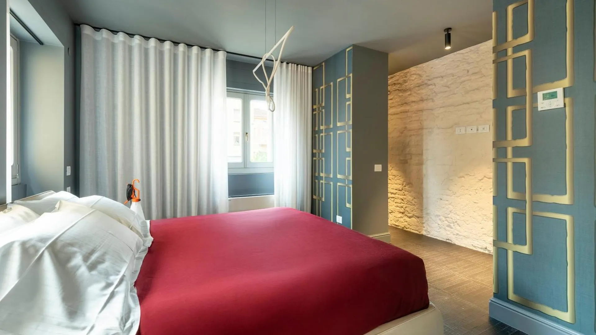 10 Manzoni Aparthotel Cremona 0*,